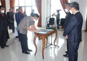 Bupati Wongkar Lantik sejumlah Pejabat Tinggi Pratama Pemkab Minsel