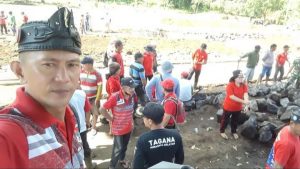 Baksos dan Salurkan Bantuan, Pemdes Wanga Peduli Bencana Alam Amurang