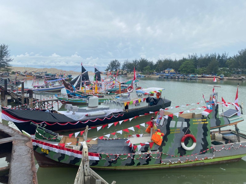 Meriahkan HUT RI Ke 77 ,Lanal Babel Gelar Lomba Perahu Hias