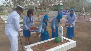 Ketua Jalasenastri Cabang 4 Korcab III DJA 1 Laksanakan Ziarah dan Anjangsana 