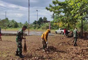 Sambut HUT TNI Ke 77,Personil Kompi Senapan B Yonif 141/AYJP Brigif 8/Garuda Chakti Gelar Bakti Sosial 