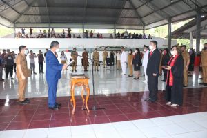 Wabub PYR Lantik Sejumlah Pejabat Administrator dan Pengawas di lingkungan Pemkab Minsel