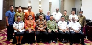 Kemendagri Meyerahkan Hasil Asistensi Dokumen RKPD Tahun 2023 Tiga Dob Provinsi Papua 